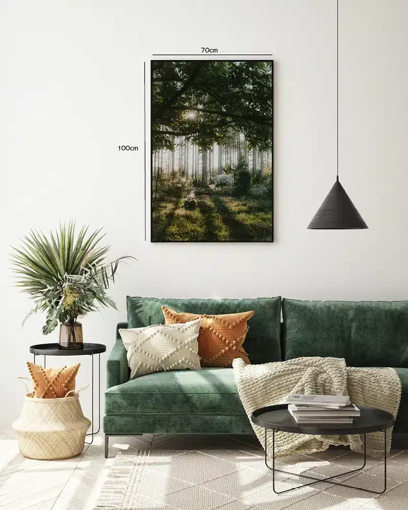 Ko i Fyrreskovens Lys Plakat