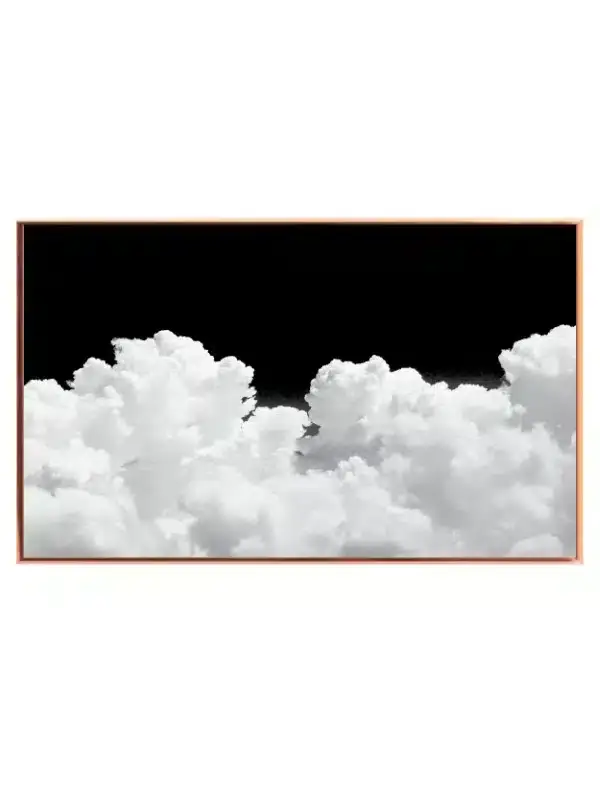 Skybanke Mod Sort Himmel