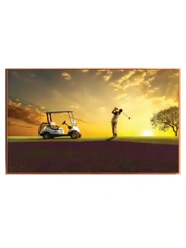 Solnedgangs-golf i gyldne toner