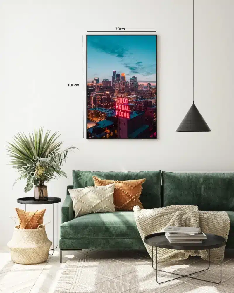 Neonskilt Over Minneapolis Skyline