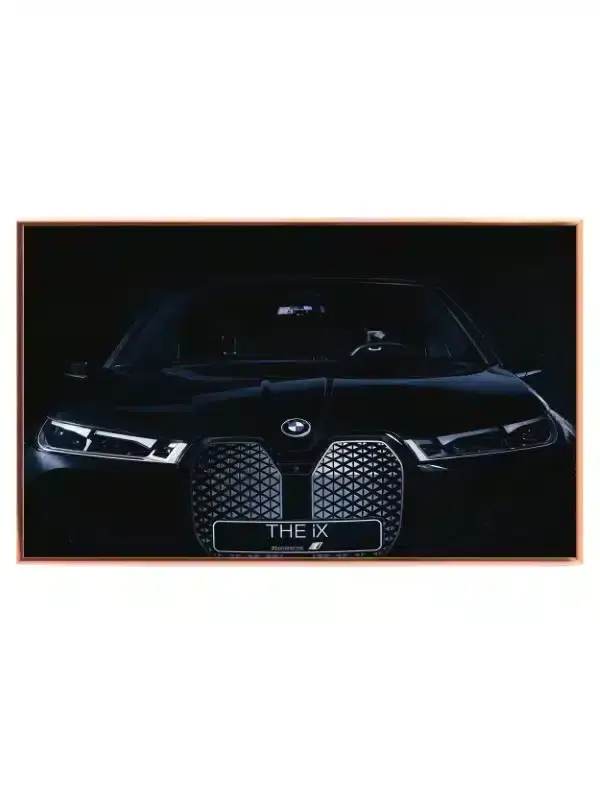 BMW IX Forfra