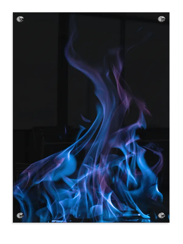 Blå Flammer i Mørket Plakat