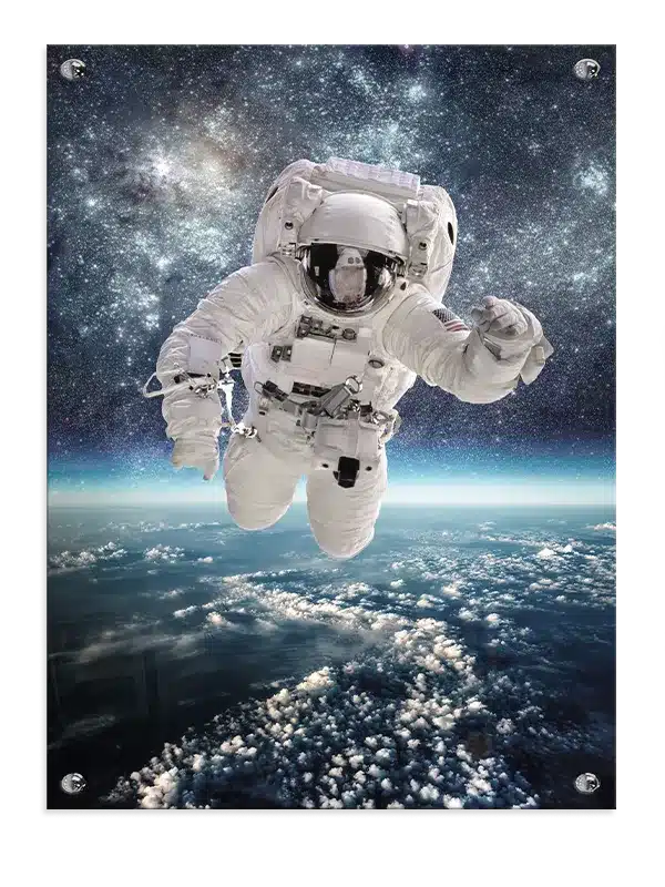 Astronaut Over Jordens Skyhav