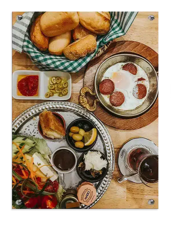 Traditionel Tyrkisk Morgenmad Tallerken