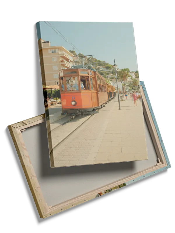 Orange Sporvogn ved Promenaden