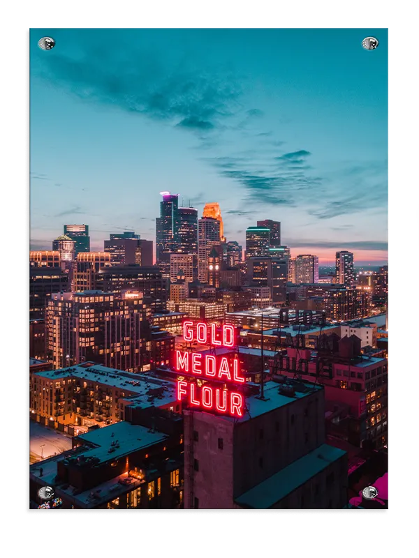 Neonskilt Over Minneapolis Skyline