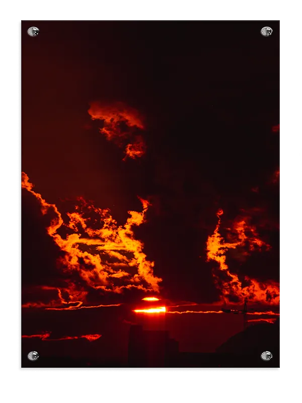 Brændende Solnedgang Bag Skyer