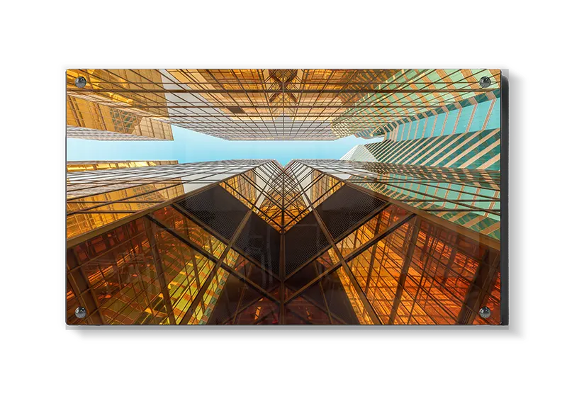 Byens Gyldne Reflektioner