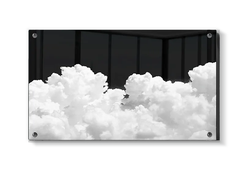 Skybanke Mod Sort Himmel