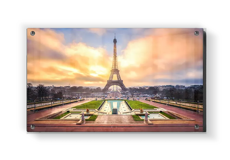 Eiffel Tower Sunrise Scene