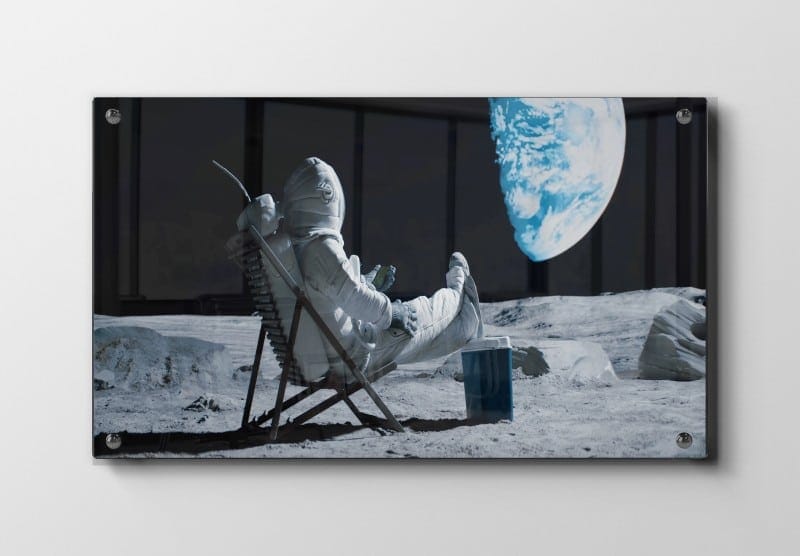 Astronaut Slapper af på Månen