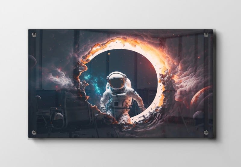 Astronaut ved Brændende Solformørkelse